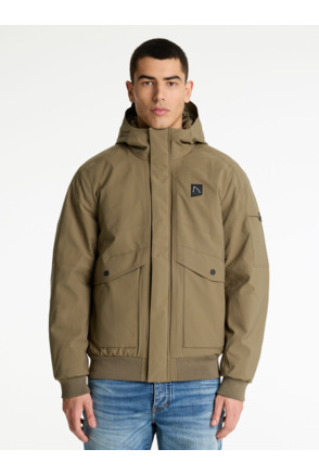 Chasin Heren Jas Return Valley