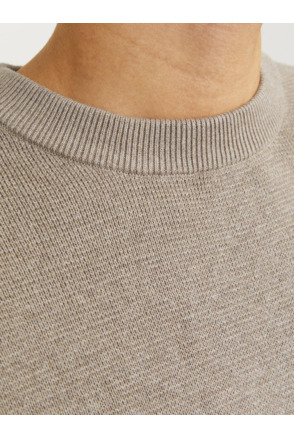 Relaxed Fit Crew Neck Long Sleeves (L/S)